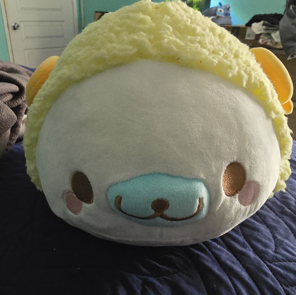 Stuffed animal (ram)